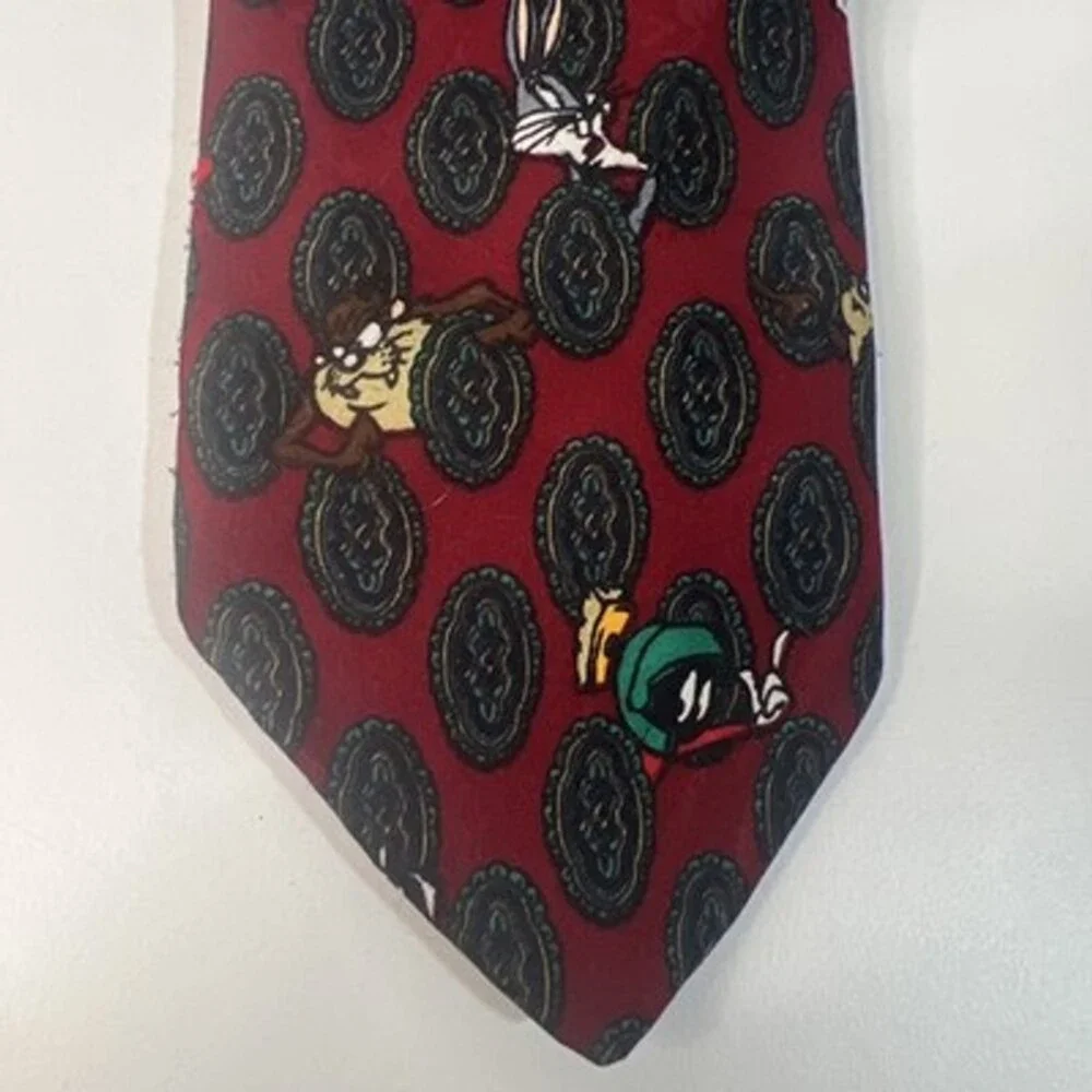 Vintage WB Looney Tunes Bugs Bunny, Taz, Marvin The Martian Mens Tie Red, Etc.